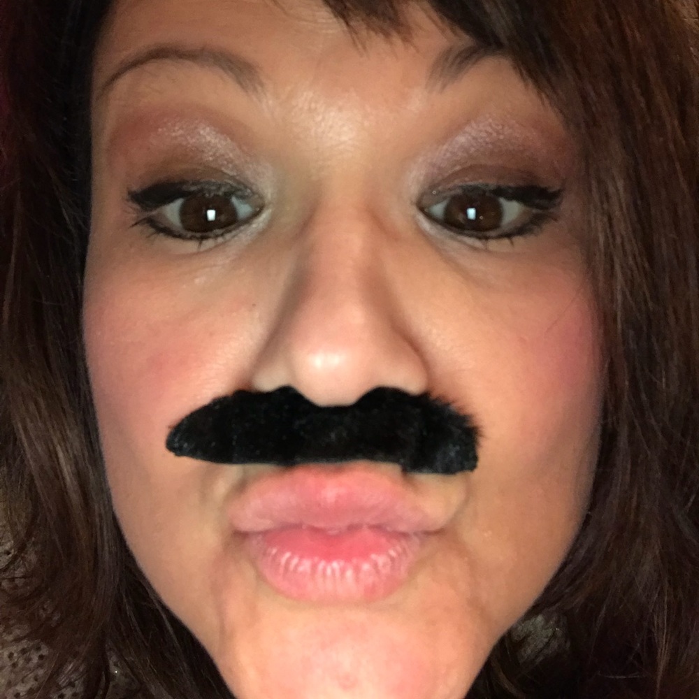 Meet your Posher, Lisa